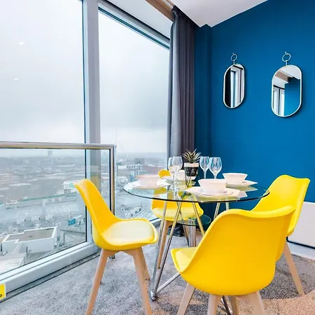 Luxury Apt Right In The City Centre! Incredible Panoramic Views! Ideal For Professionals Staying In Birmingham! Perfect For Long Stays! Exterior foto