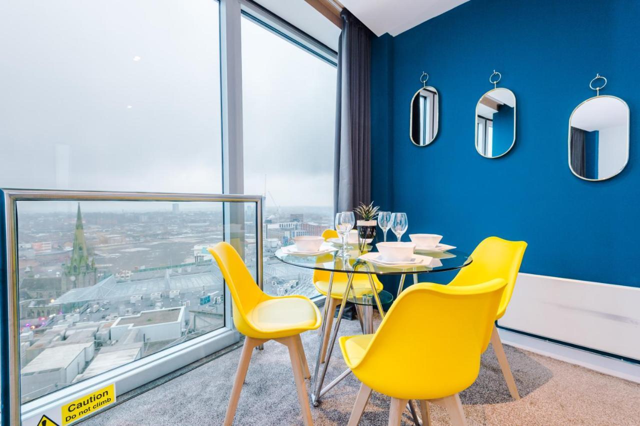 Luxury Right In The Centre! Incredible Panoramic Views! Ideal For Professionals Staying In Birmingham! Perfect For Long Stays! Appartamento